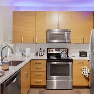Apartment 1br Uptown, Pool, Wine, Near Convention Center_311, Charlotte