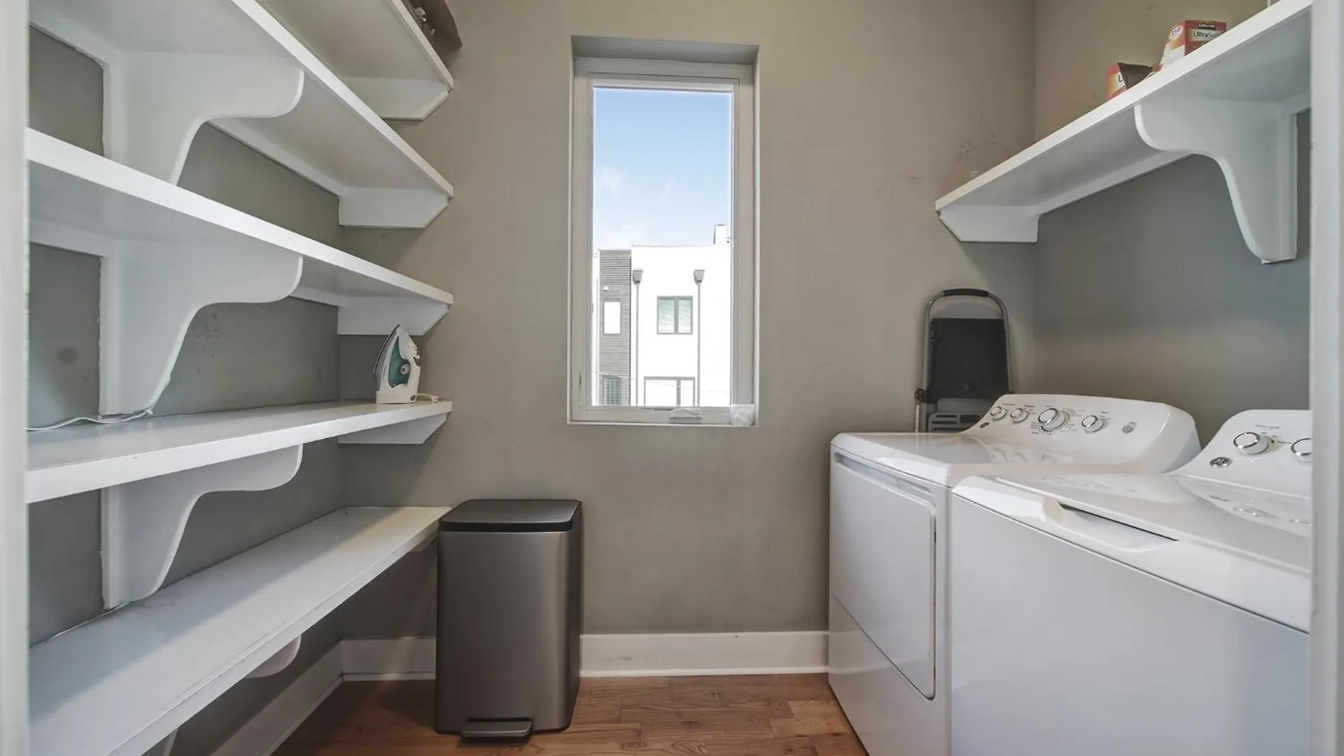 906 Westbrook B City Views Rooftop Hot Tub And Short Walk To Stadium Charlotte 0*,  United States