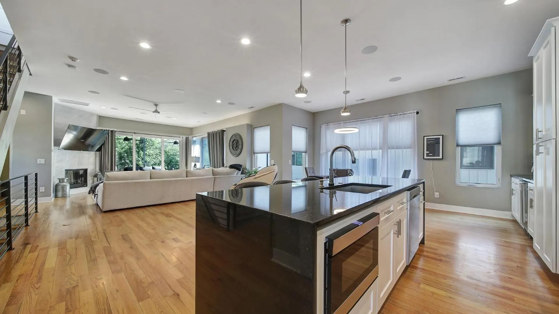 906 Westbrook B City Views Rooftop Hot Tub And Short Walk To Stadium Charlotte
