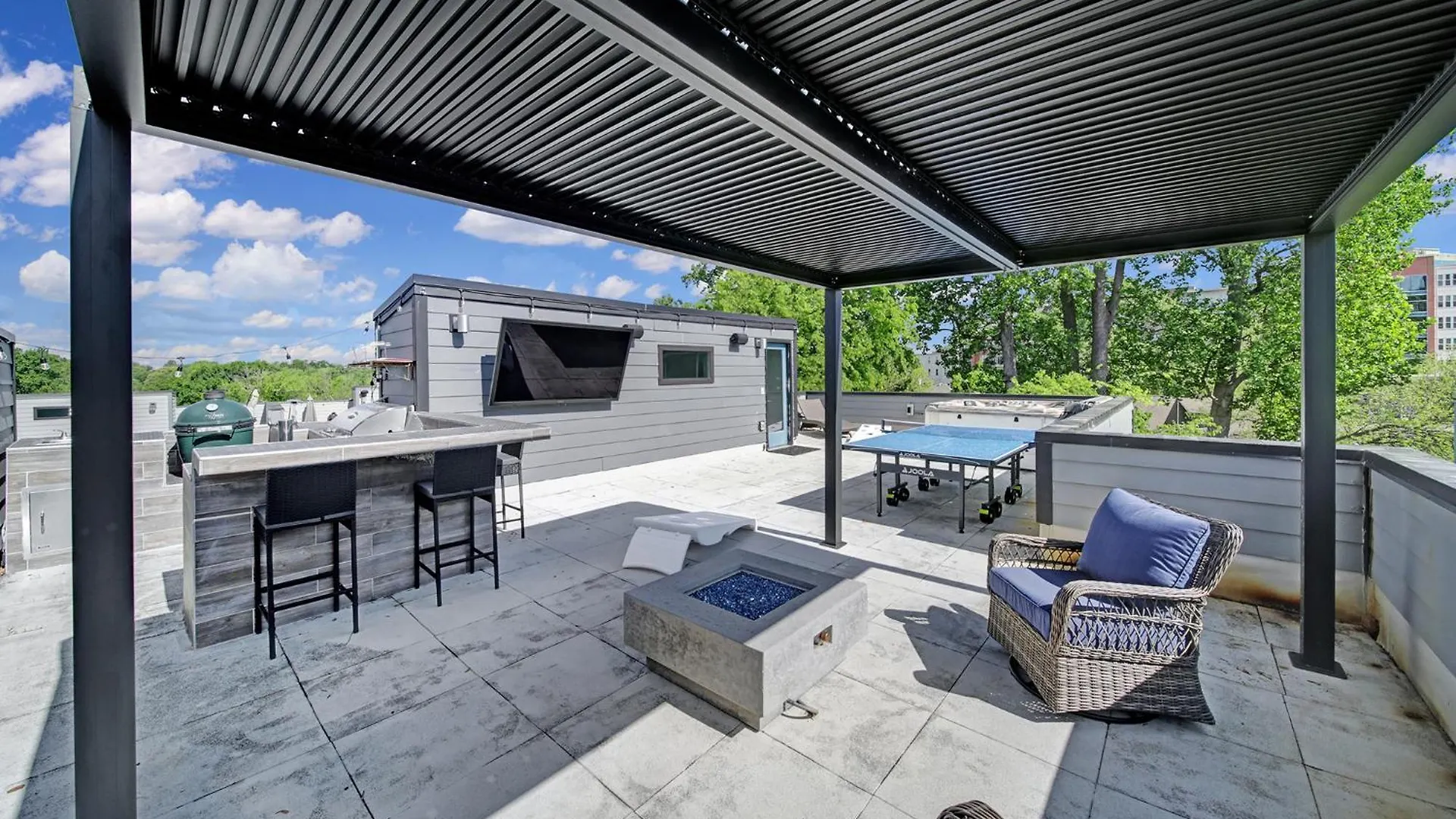 906 Westbrook B City Views Rooftop Hot Tub And Short Walk To Stadium Charlotte United States